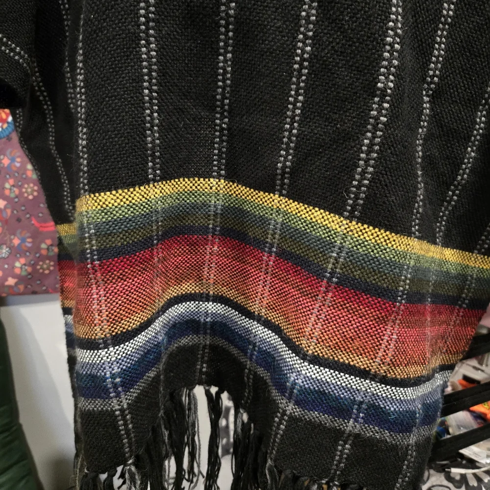 Raquel Allegra Poncho OS worn 2 times - Picture 13 of 13